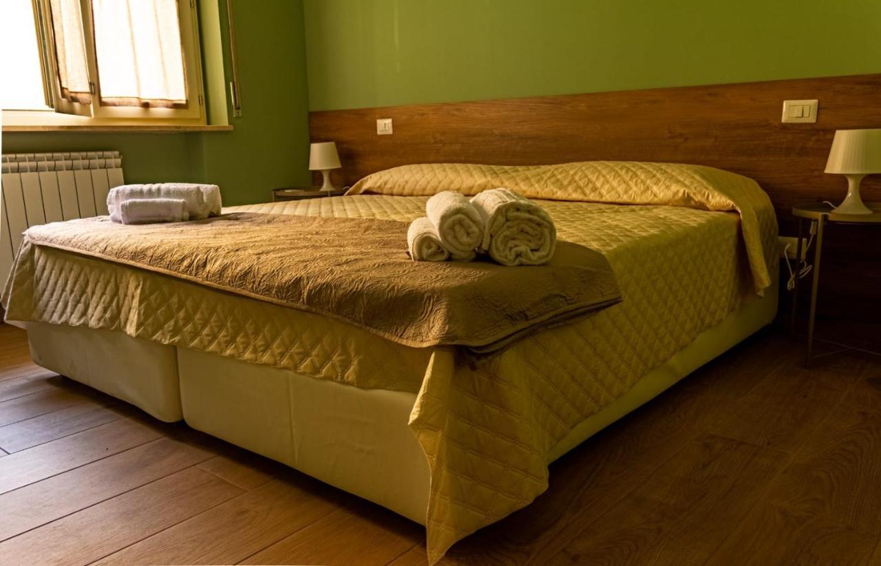 Incastro B&B In كروتوني المظهر الخارجي الصورة